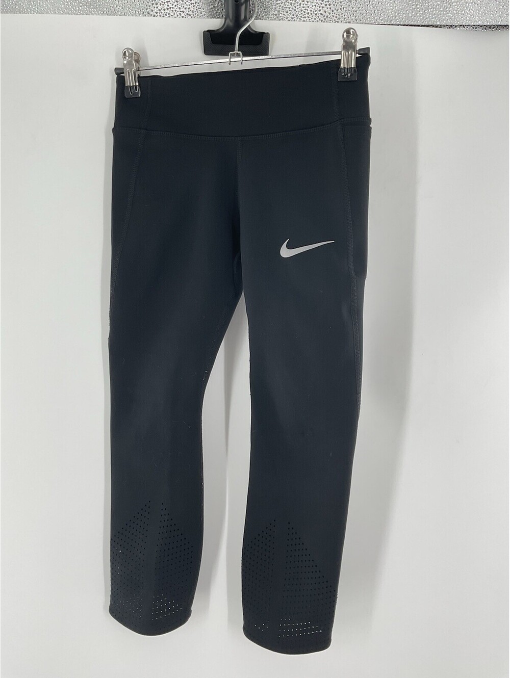Nike Dri-fit Women’s Size Extra Small Capri Athletic Pants 008
